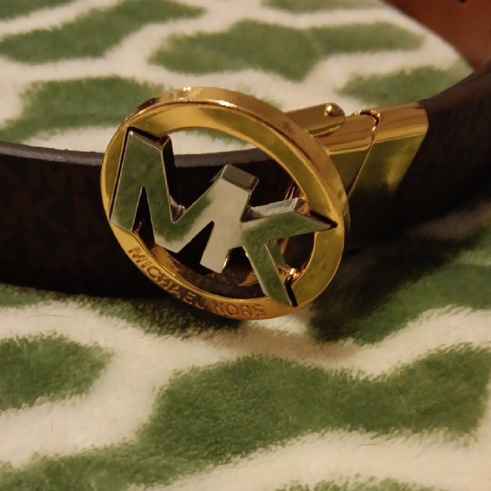Reversible Michael Kors Belt With 2 Tone Buckle -Size Small